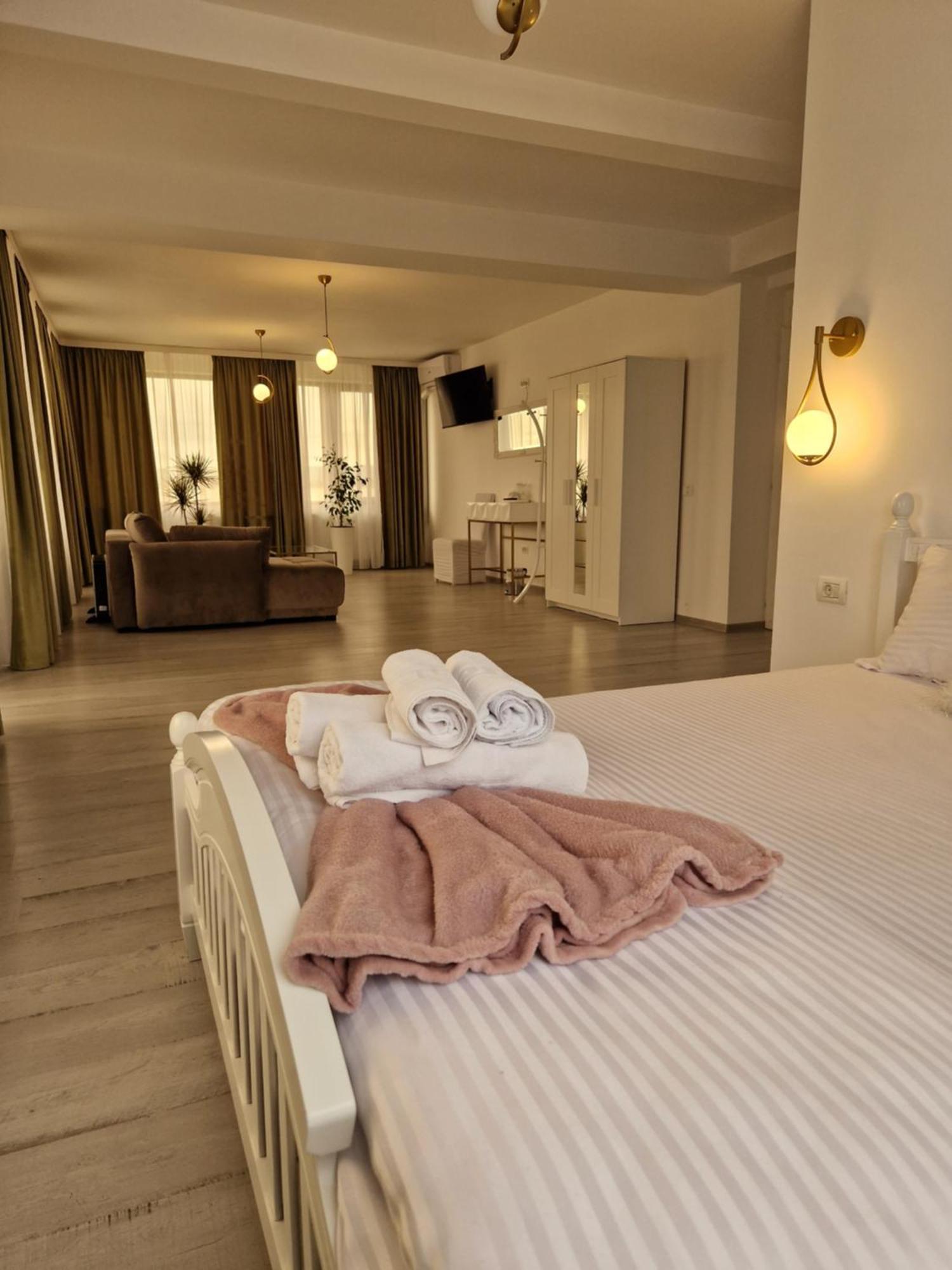 Caprice Deluxe 3* Drobeta Turnu Severin